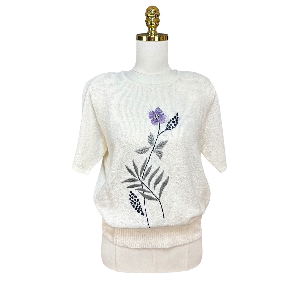TanJay Vintage Cream Floral Embroidered Short Sleeve Sweater Womens Small